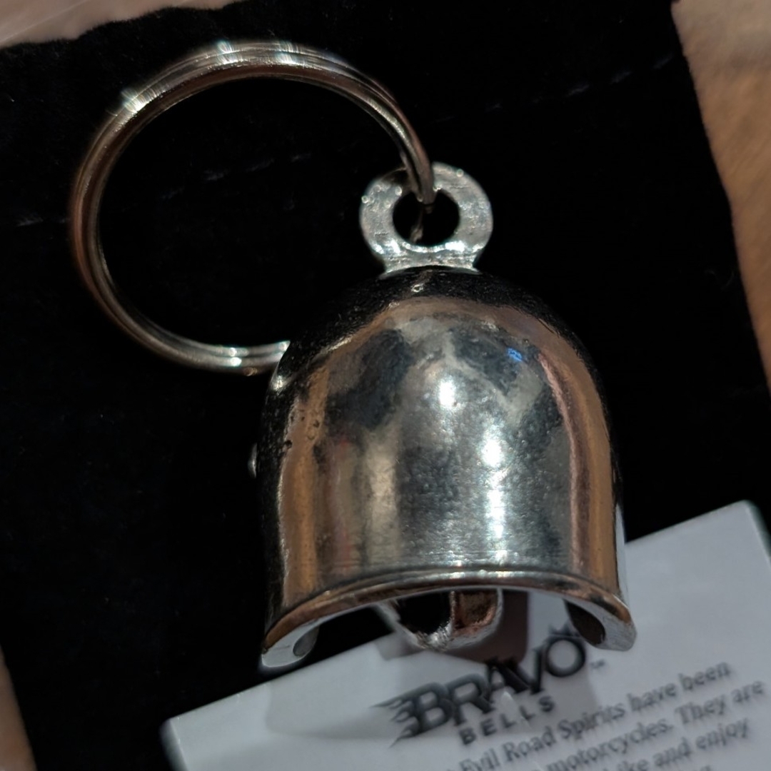 Supreme - Supreme Skull Bell Keychainの通販 by ken2-k's shop