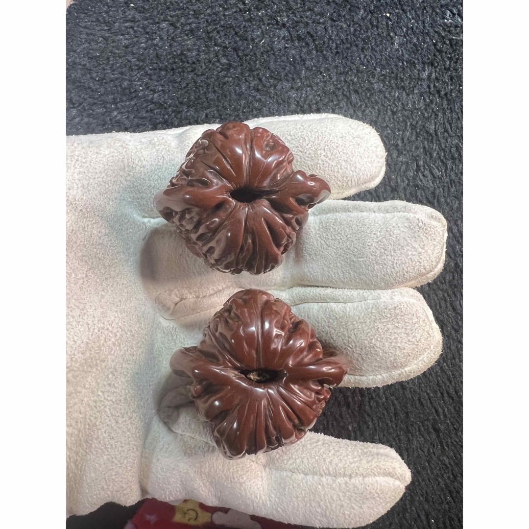 遊ぶ胡桃、文玩核桃、【獅子頭クルミ】413635/38.2g/JST25086の通販 by