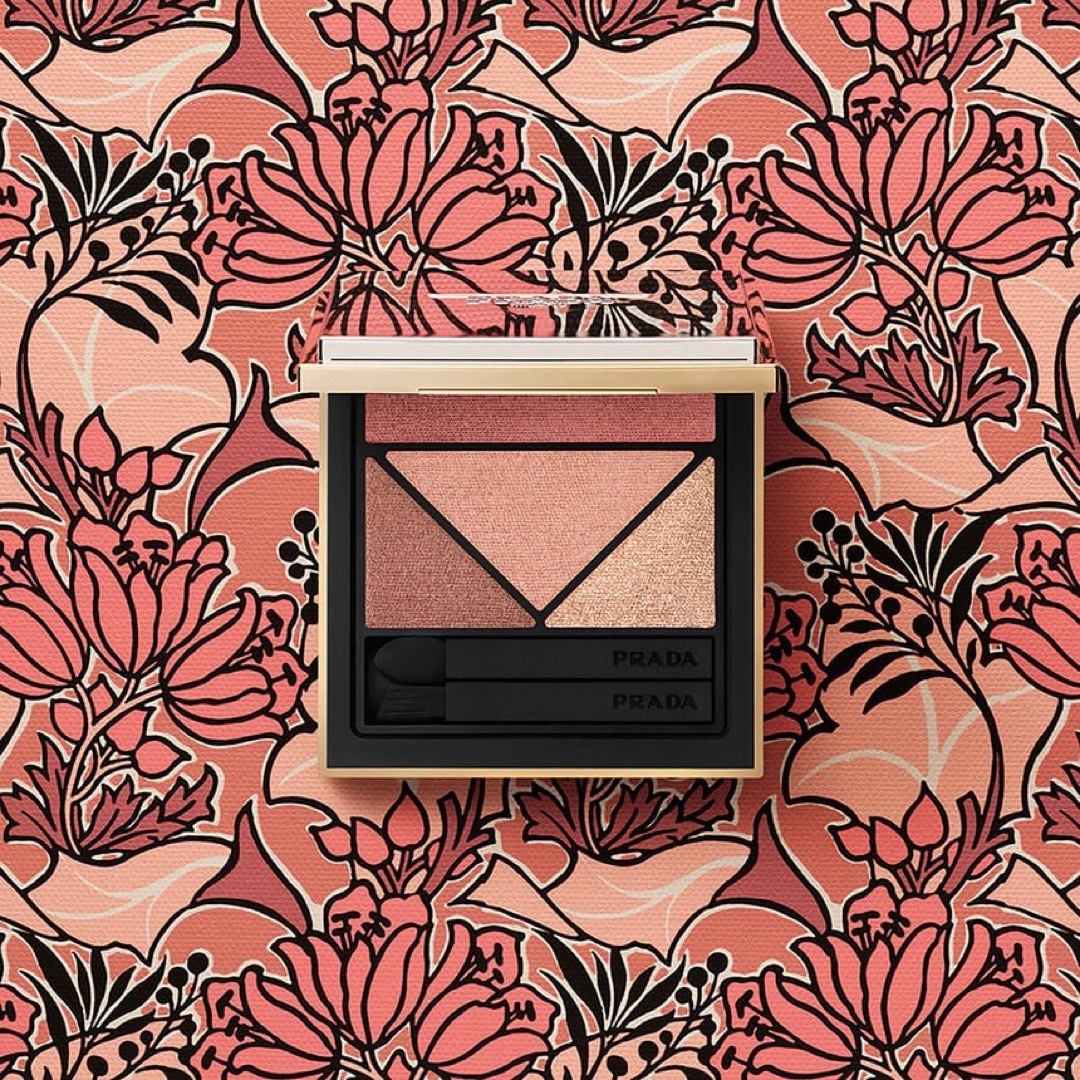 PRADA - プラダビューティー☆ダイメンションズマルチエフェクトアイ