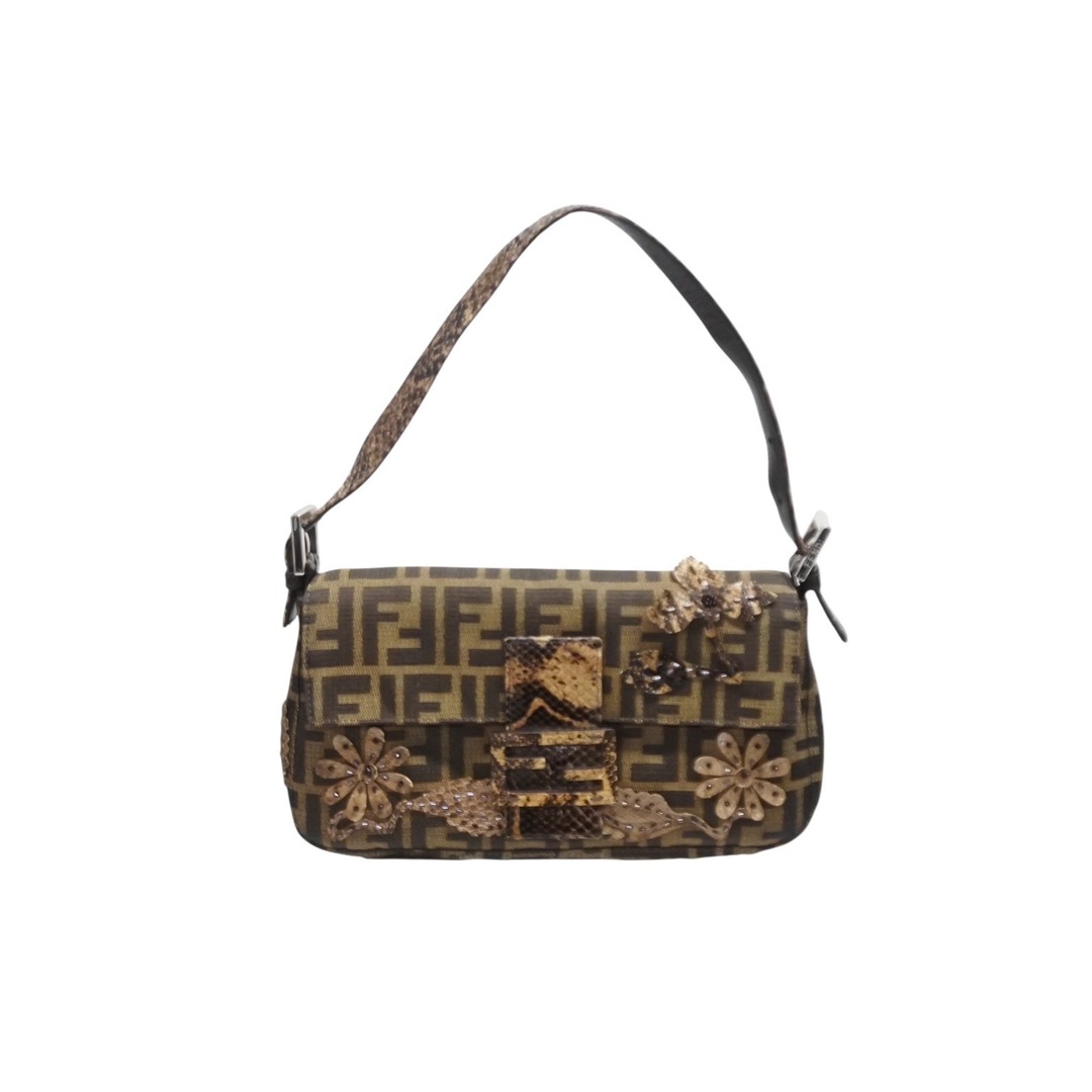 FENDI - 極美品 FENDI フェンディ マンマバケット ワンショルダー