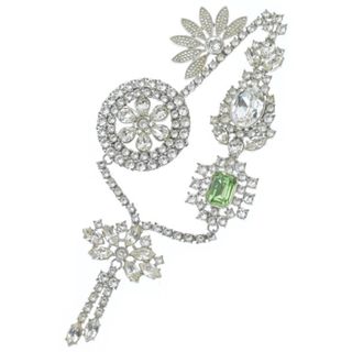 BURBERRY（ブローチ/コサージュ）のフリマアイテム一覧