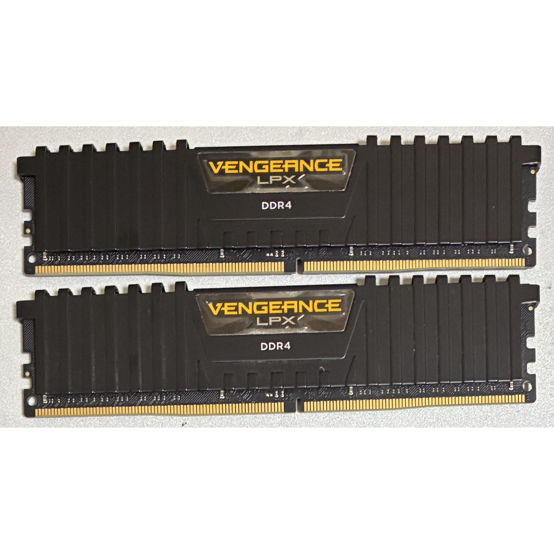 CORSAIR - 【中古】DDR4-2666 16GB(8GB×2枚) CORSAIRの通販 by SG