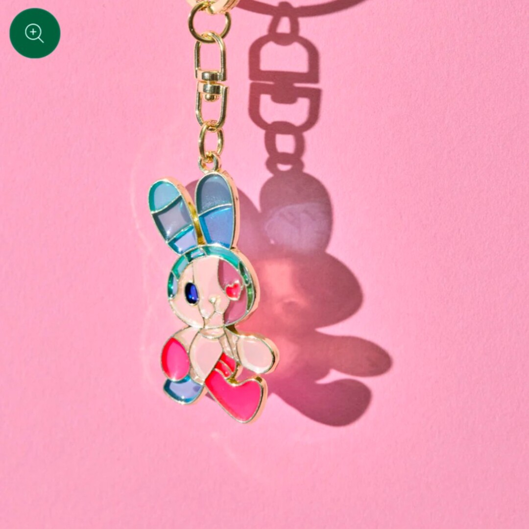 ミセス ワンダーミュージアム 展覧会 アンラブレス ステンドグラス