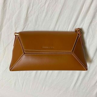 Charles and Keith（ショルダーバッグ ・ ブラウン/茶色系）のフリマ