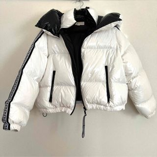 MICHAEL KORS（ダウンジャケット）のフリマアイテム一覧