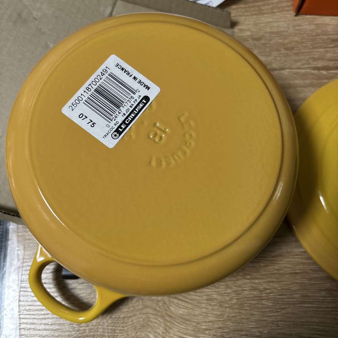 未使用】ルクルーゼ ココット ロンド ディジョン イエロー 廃盤色 18cm