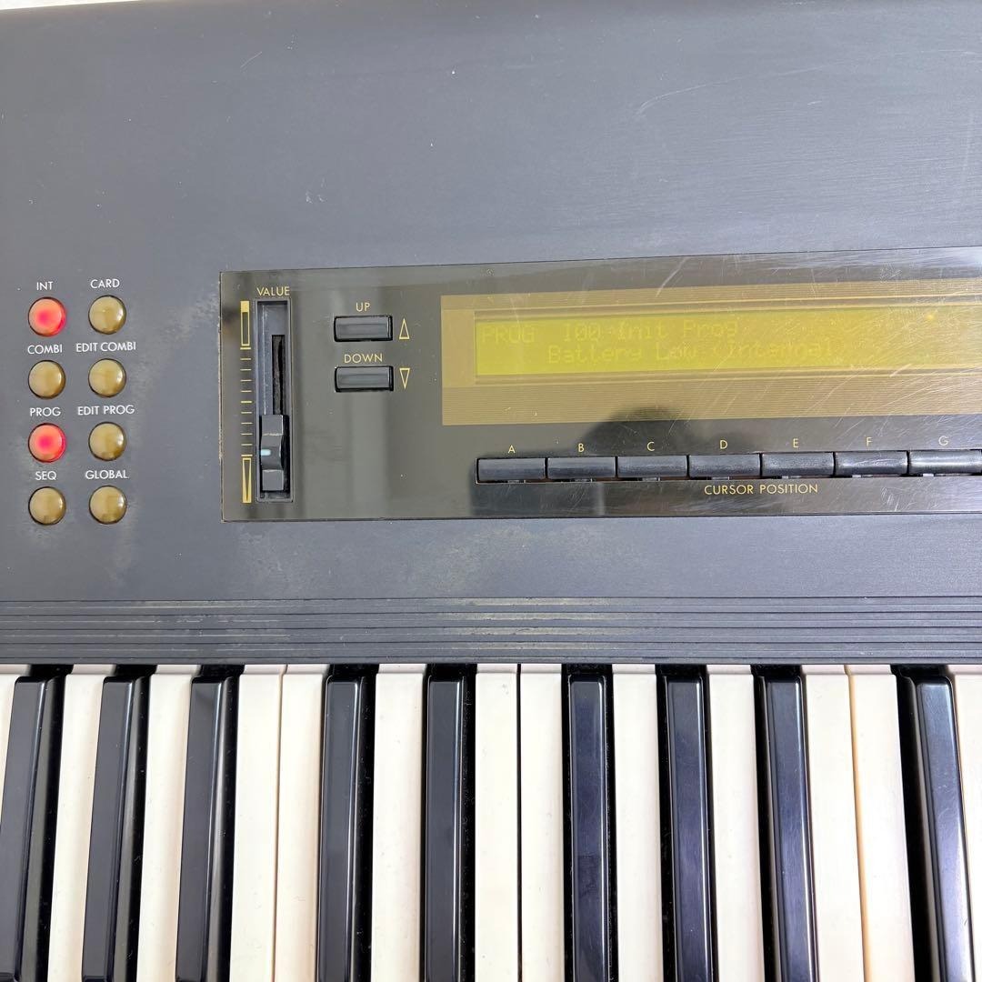 KORG - KORG M1 シンセサイザー ハードケース付き コルグ 希少 鍵盤