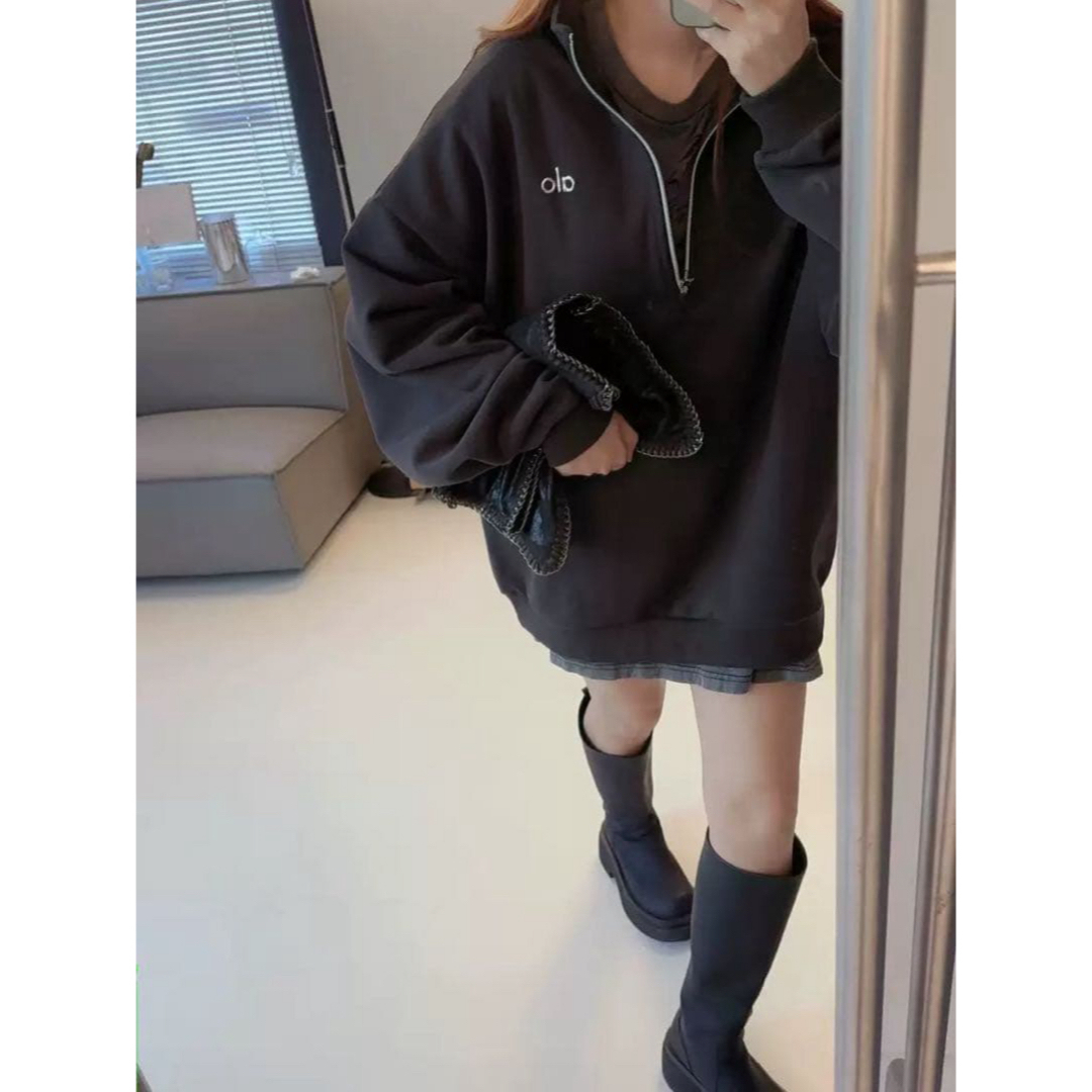 Alo Yoga ハーフジップ トレーナー新品 未使用タグ付き 男女兼用 Alo