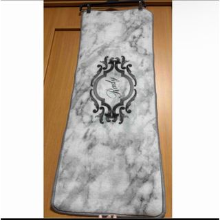 Rady（ラグ/カーペット/マット）のフリマアイテム一覧