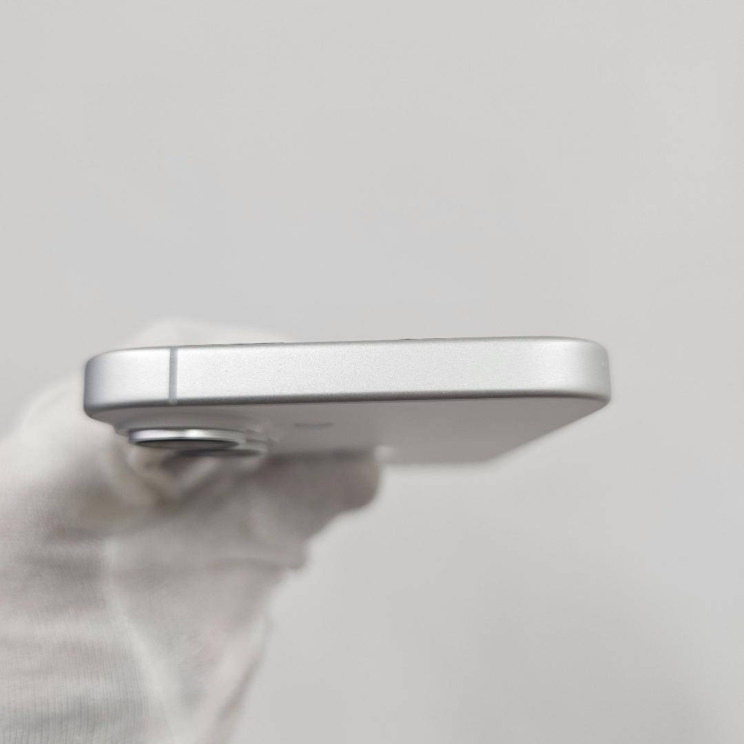 iPhone 16 256GB ホワイト SIMフリー