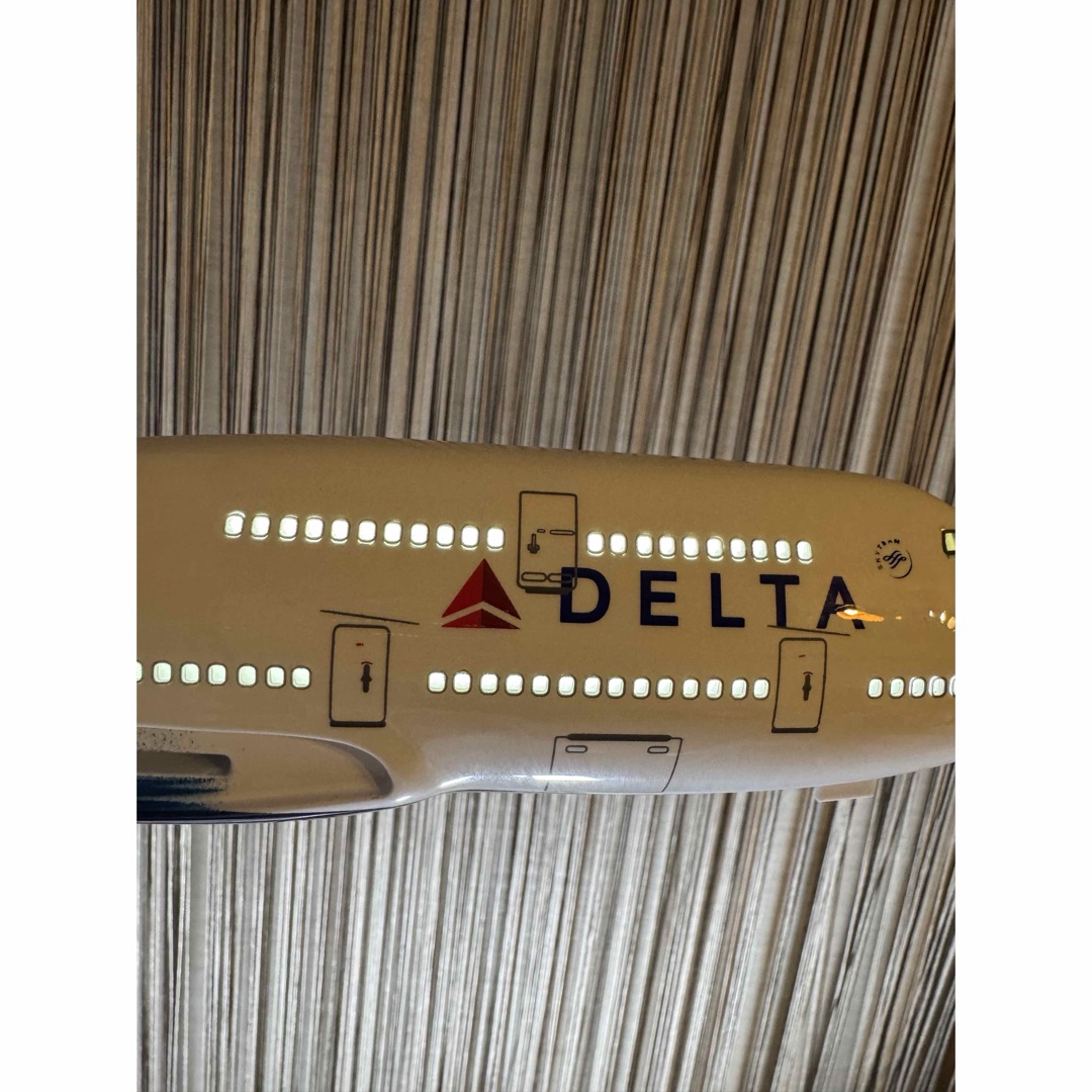 デルタ航空 B747 LED発光 1/160 DELTA モデル 46cm