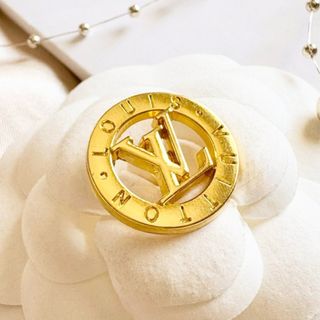 LOUIS VUITTON（ブローチ/コサージュ）のフリマアイテム一覧