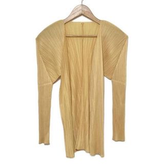 PLEATS PLEASE ISSEY MIYAKE（カーディガン）のフリマアイテム一覧