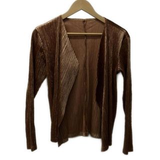 PLEATS PLEASE ISSEY MIYAKE（カーディガン）のフリマアイテム一覧