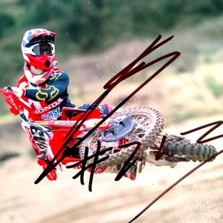 イニエスタ サインの通販 by ショップショップ｜ラクマ