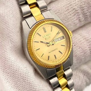 SEIKO - 海外限定製品 SEIKO ソーラー クォーツ レディース 腕時計