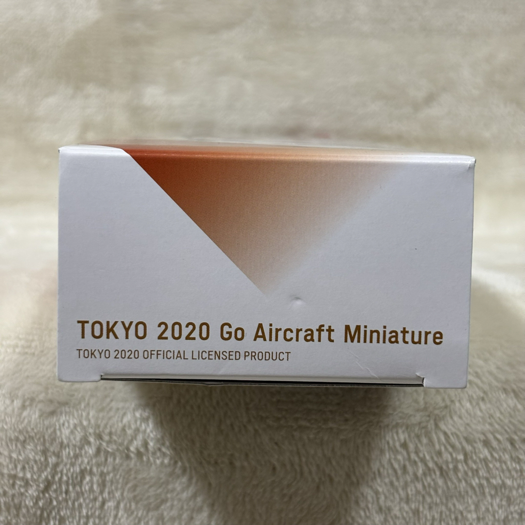新品】JAL 日本航空 東京 TOKYO オリンピック 飛行機模型 1/200の通販