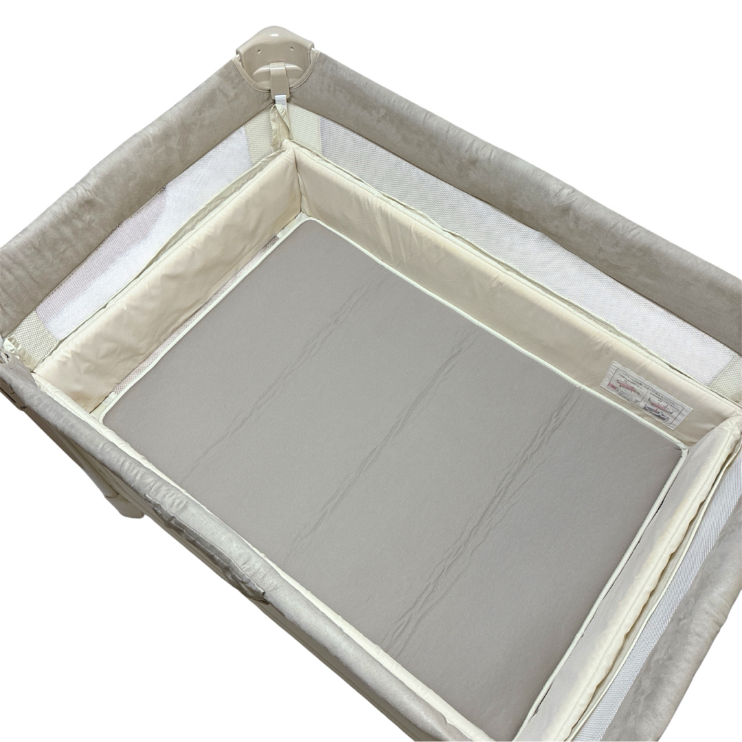 Aprica - 極美品 アップリカ Aprica ココネルエアープラス AB ホワイト