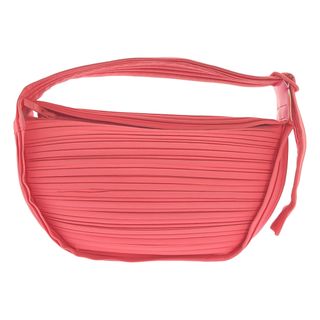 PLEATS PLEASE ISSEY MIYAKE（バッグ）のフリマアイテム一覧