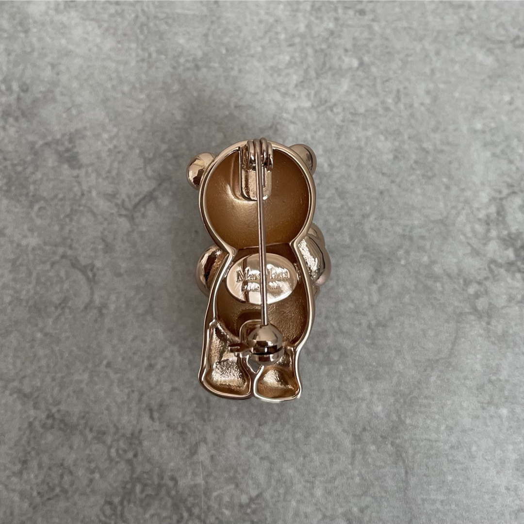 Max Mara - 【新品未使用】Max Mara シャイニー テディベア ブローチの