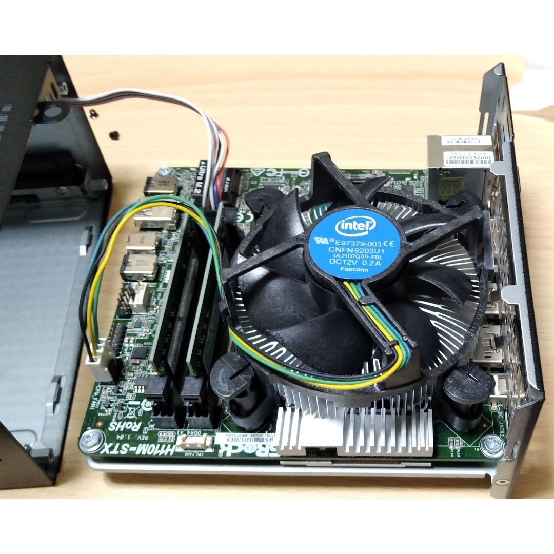 Desk Mini 110 メモリ16GB CPU 無線キーボード・マウス付き