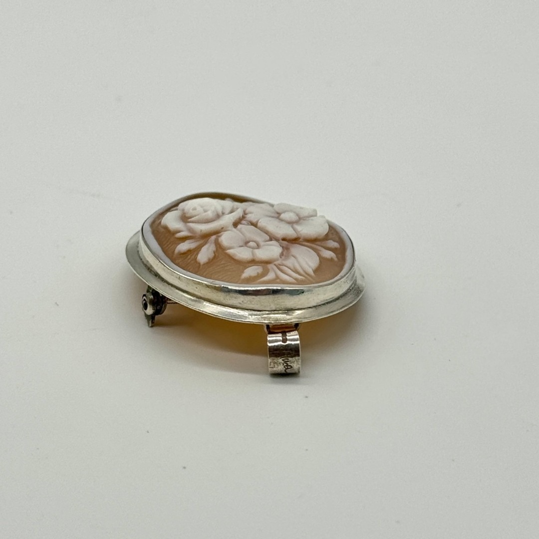 Salvatore Ferragamo フェラガモ ブローチ カメオ 925