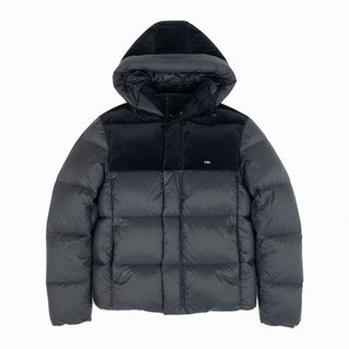 EMPORIO ARMANI（ダウンジャケット）のフリマアイテム一覧