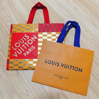 LOUIS VUITTON - Louis Vuitton 2024 ホリデーショッパーの通販 by
