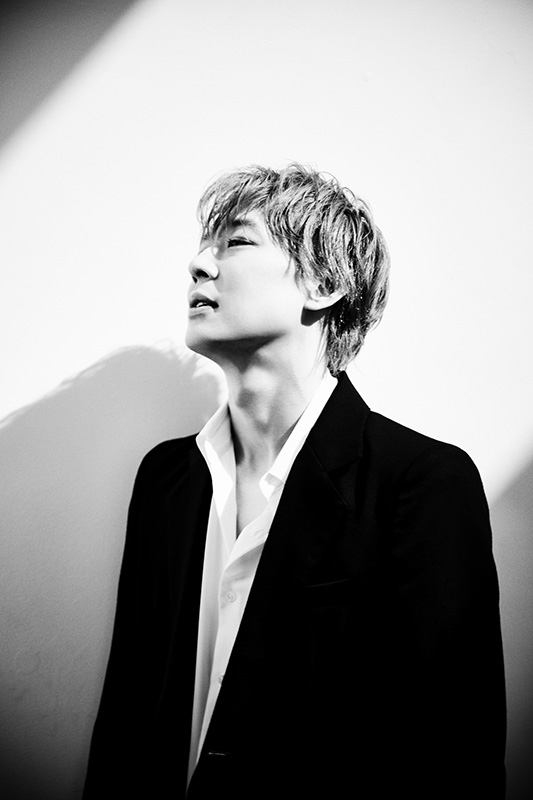 PARK YUCHUN 日本1st写真集『Fragments of color』＜特装版