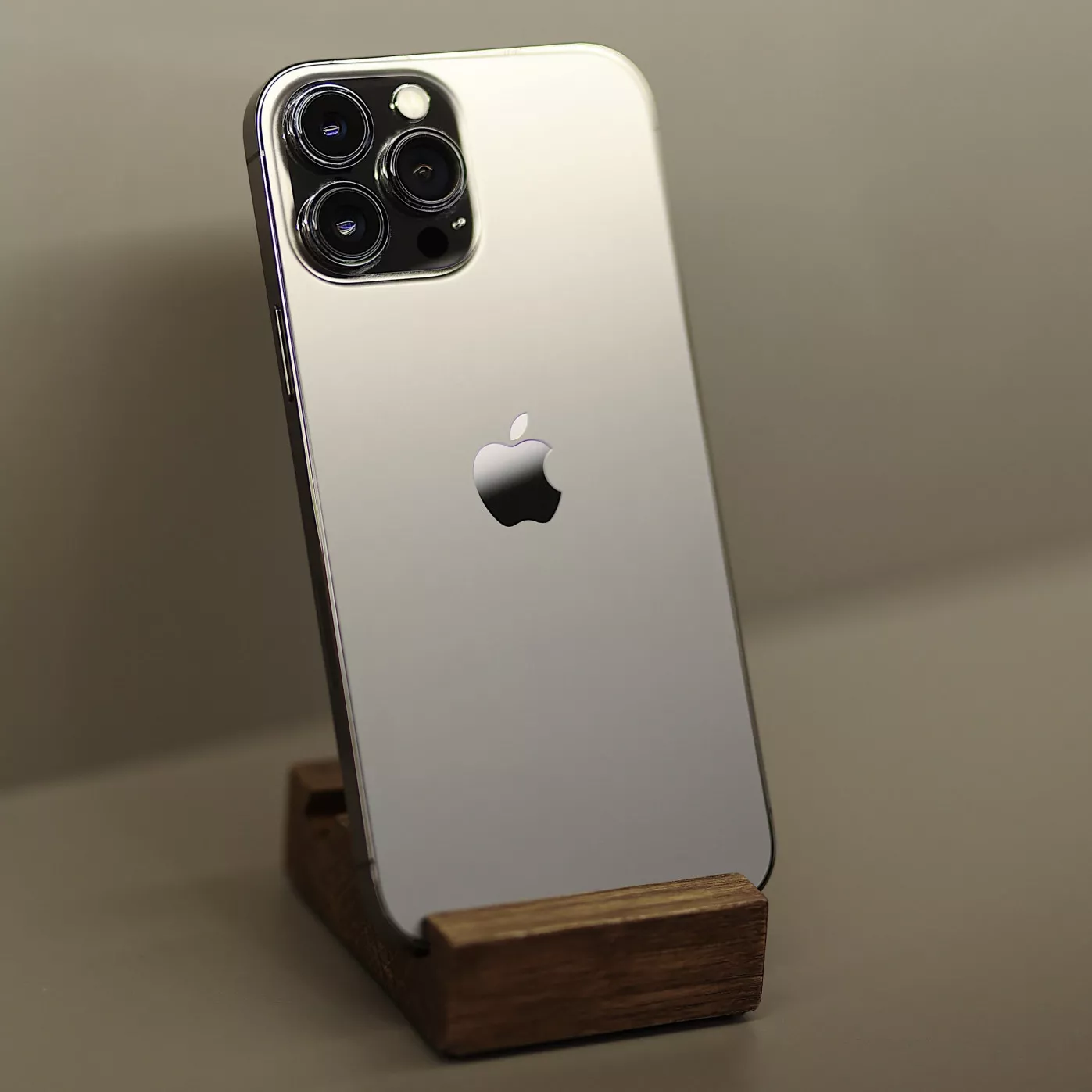 美品】iPhone 13 Pro 256GBグラファイト 【公式通販】