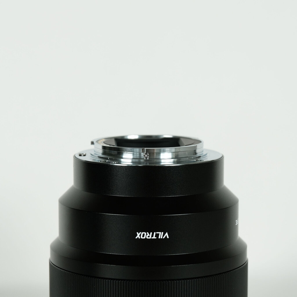 VILTROX AF 85mm F1.8 II [ソニーE用]の出品 | ONE SCENE（ワンシーン）