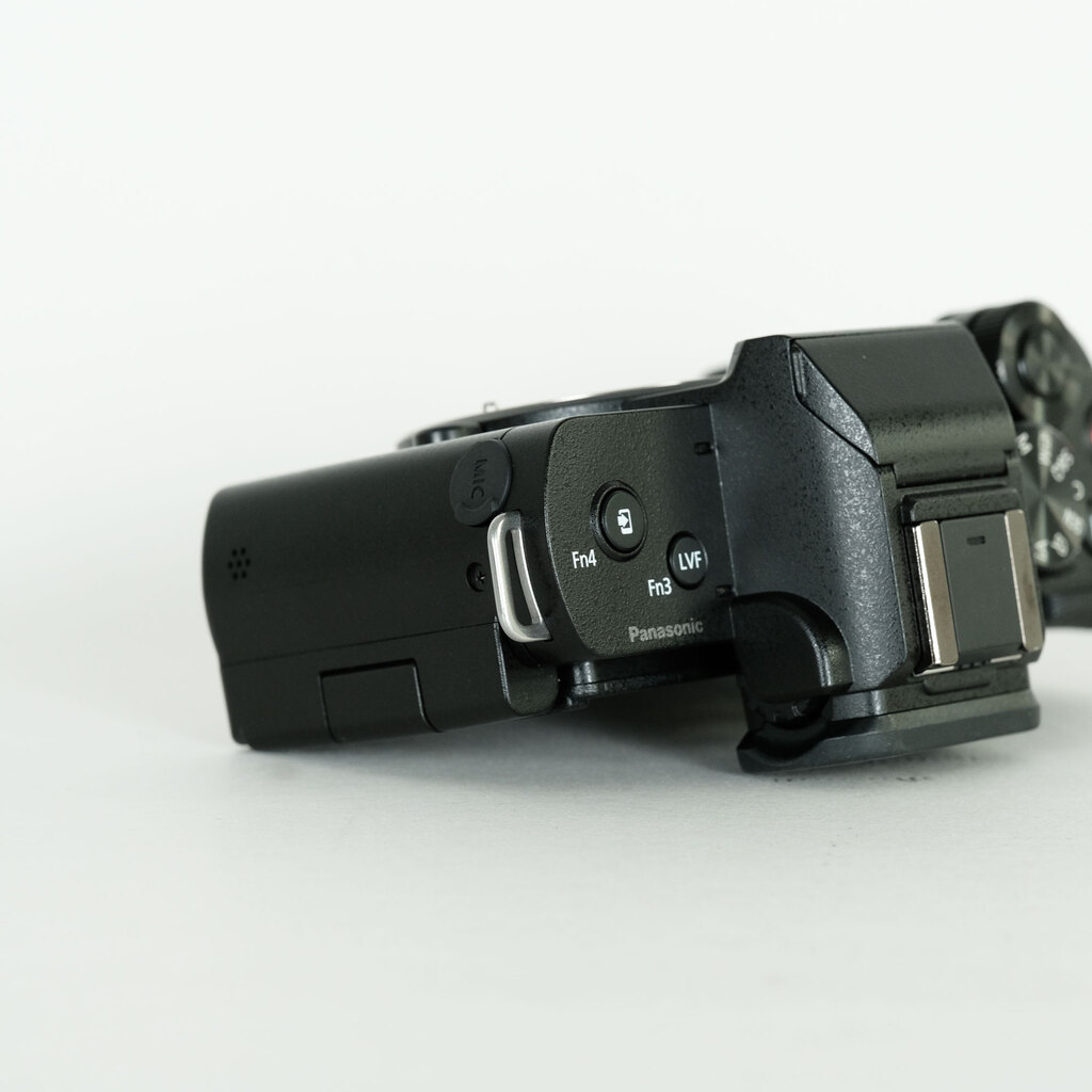 Panasonic LUMIX DC-G100V 標準ズームレンズ ＋ トライポッドグリップ