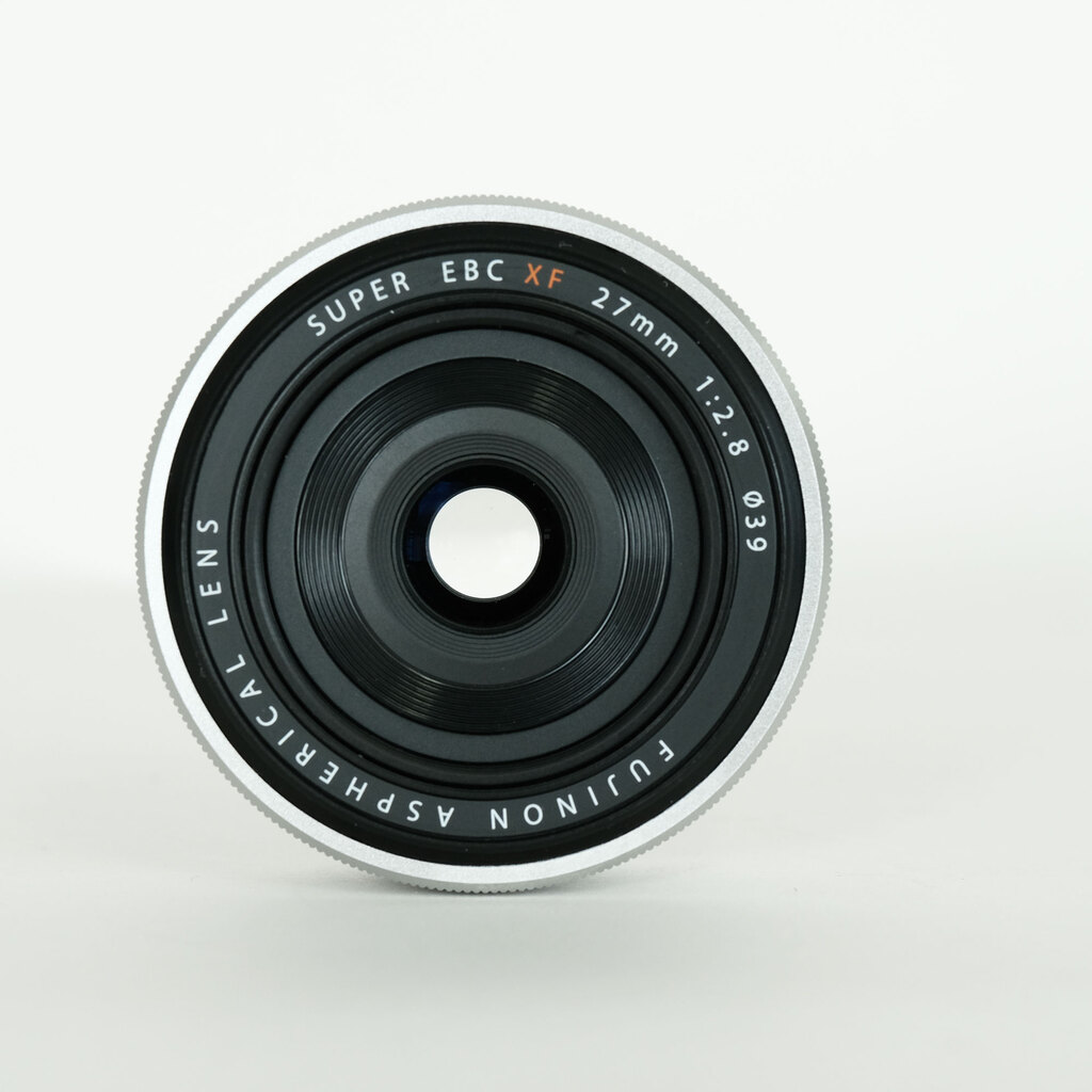FUJIFILM XF27mm F2.8 シルバーの出品 | ONE SCENE（ワンシーン）