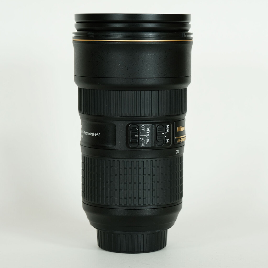 Nikon AF-S NIKKOR 24-70mm f/2.8E ED VRの出品 | ONE SCENE（ワンシーン）