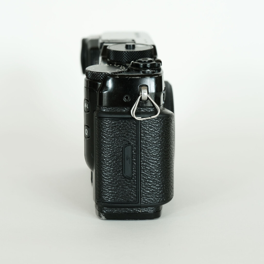 FUJIFILM X-Pro2の出品 | ONE SCENE（ワンシーン）