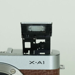 FUJIFILM X-A1 ボディ ブラウンの出品 | ONE SCENE（ワンシーン）