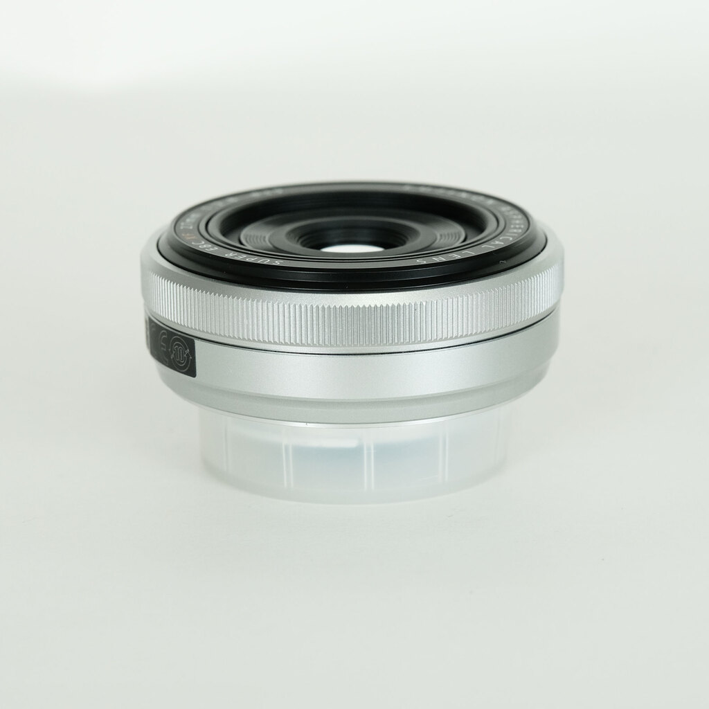 FUJIFILM XF27mm F2.8 シルバーの出品 | ONE SCENE（ワンシーン）