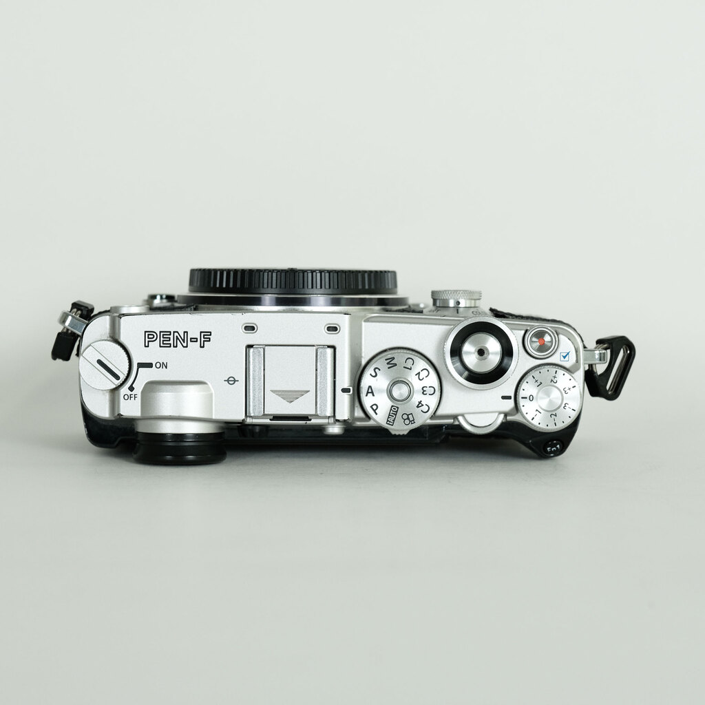 OLYMPUS PEN-Fの出品 | ONE SCENE（ワンシーン）