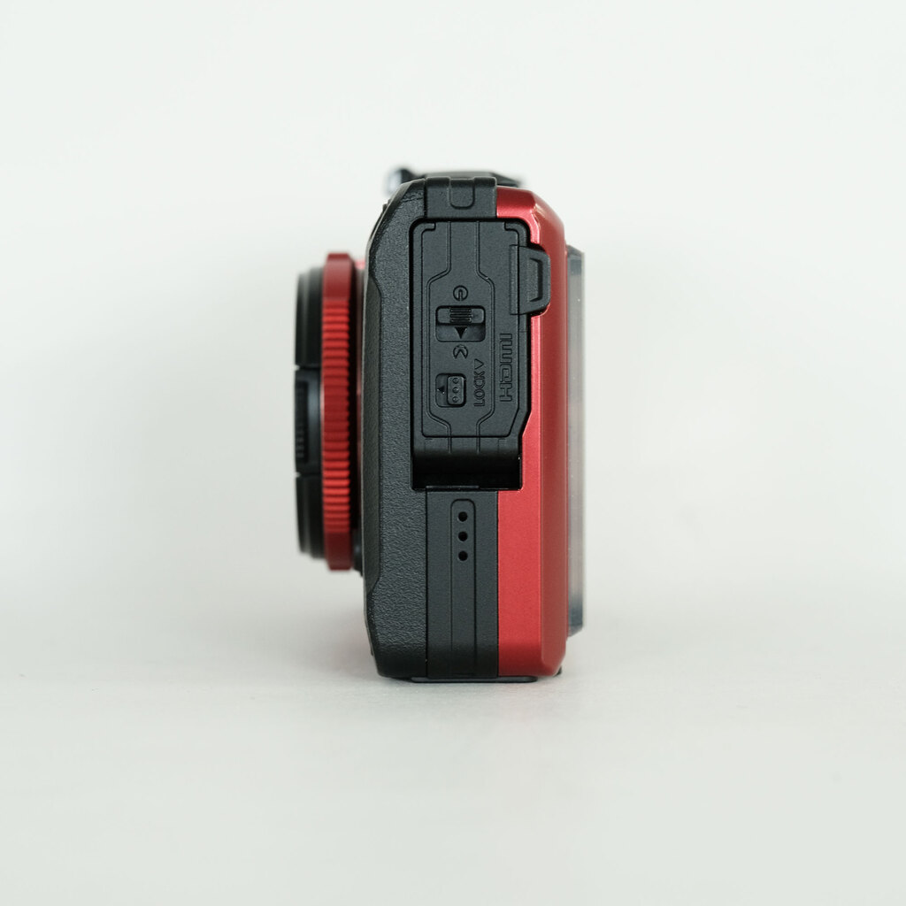 OM SYSTEM Tough TG-7 レッドの出品 | ONE SCENE（ワンシーン）