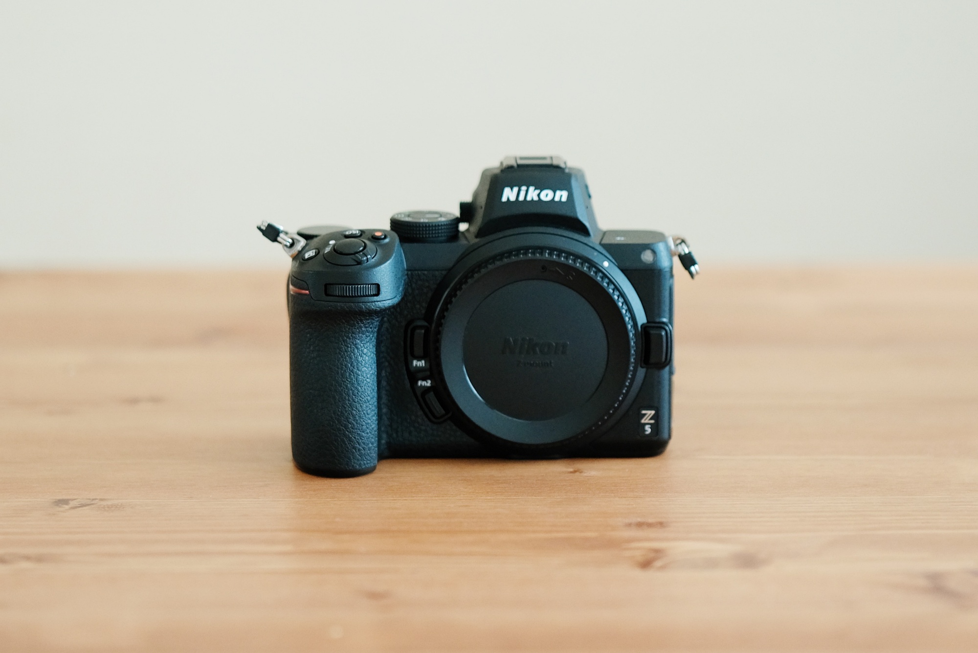 Nikon Z5を徹底解説。愛用者レビュー・作例付き | ONE SCENE（ワンシーン）