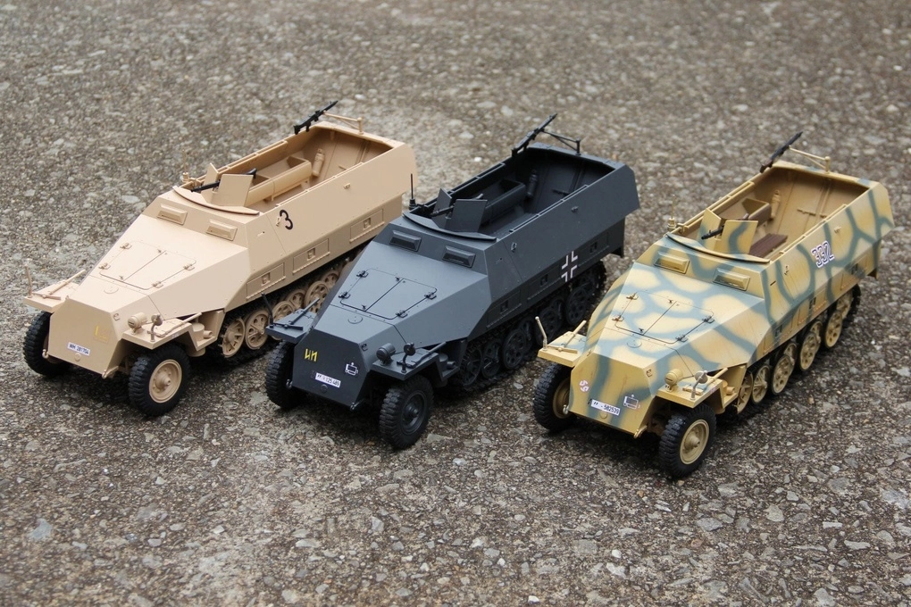 Torro German Sd.Kfz. 251/1 Ausf. D Grey 1/16 Scale Armored