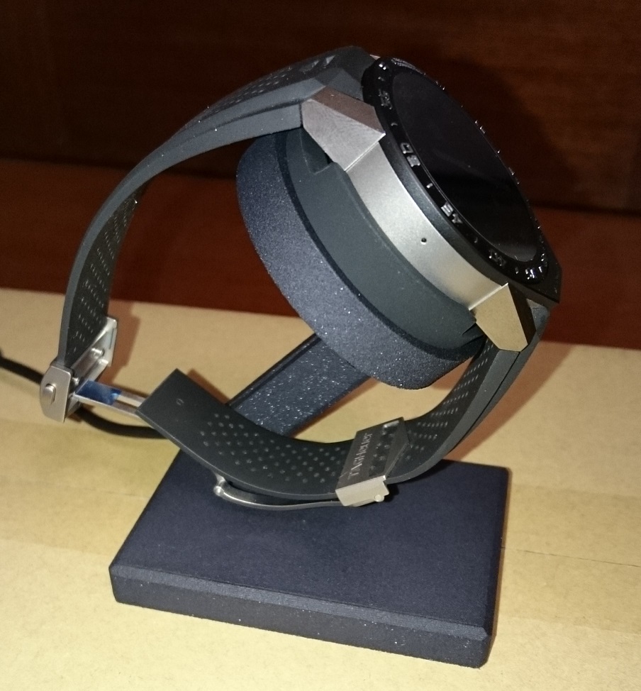 TAG Heuer Connected 充電スタンド - DMM.make クリエイターズマーケット