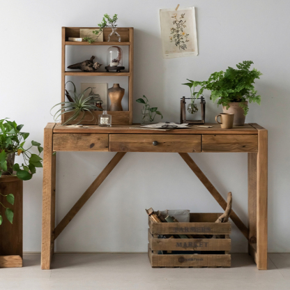 パイン材引き出し付きデスク | 自然な表情と収納力で作業効率がアップ