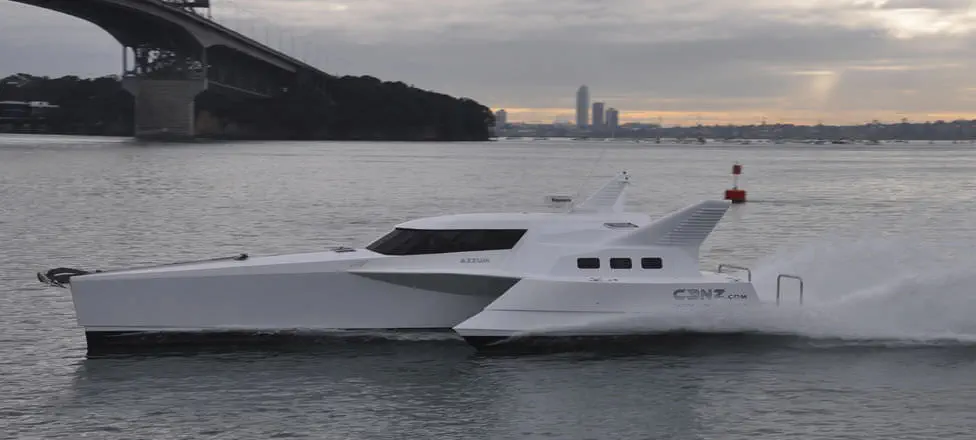 トリマランエクスプレスクルーザー - Azzum - LOMOcean Design - 船内