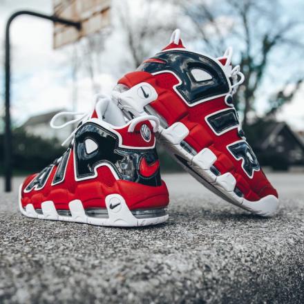 国内5月14日発売予定】ナイキ エア モア アップテンポ '96 バー