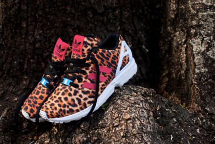 国内発売中】 アディダス オリジナルス ウィメンズ ZX フラックス