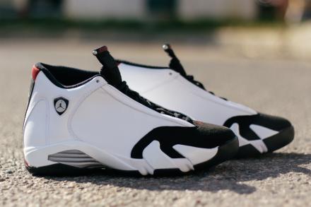 国内9月20日発売予定】 ナイキ エアジョーダン14 レトロ ホワイト