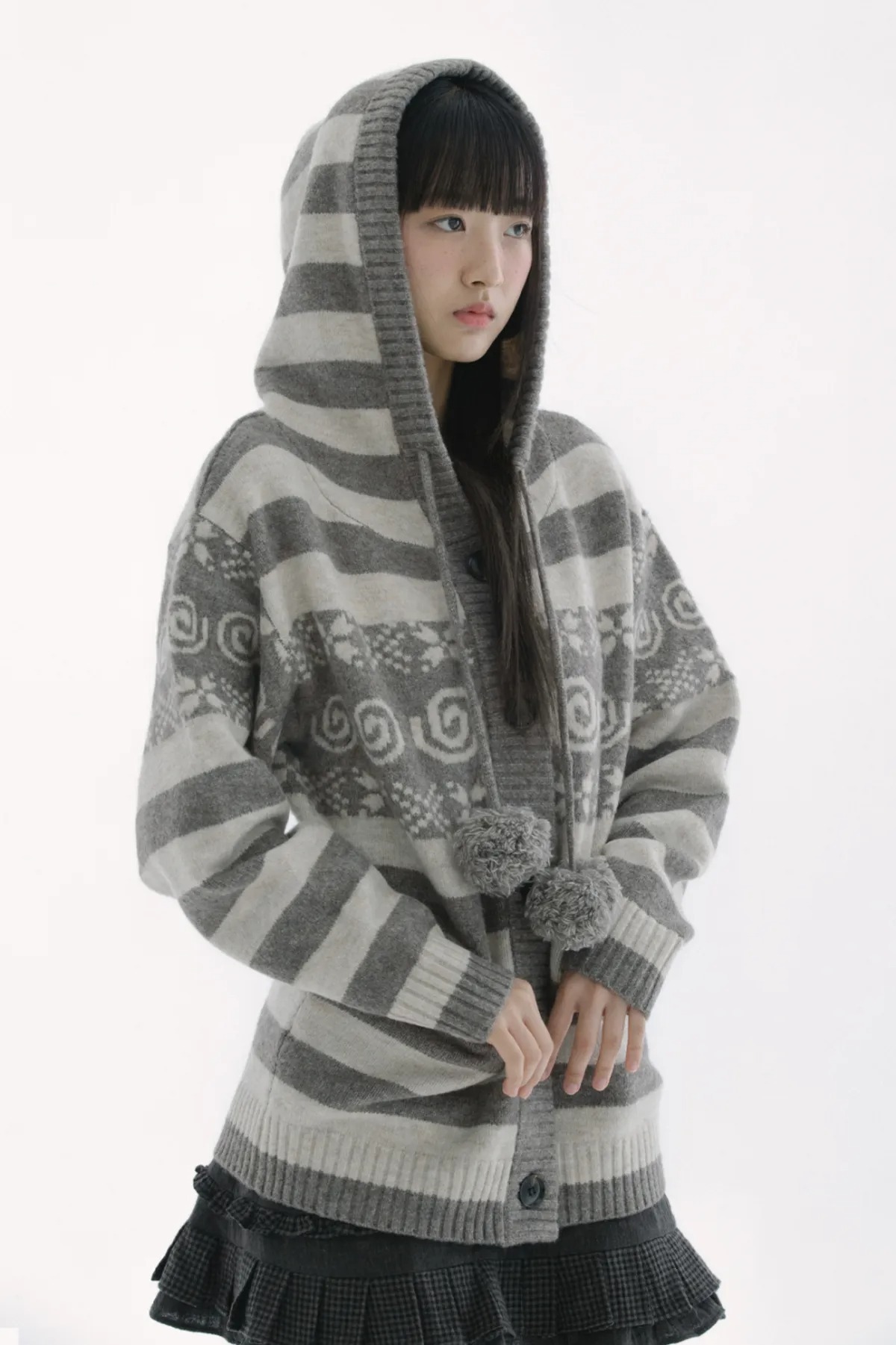 HUG YOUR SKIN) Angel wing hooded pom-pom cardigan - 2c