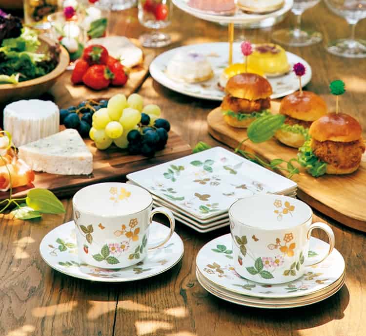 ウェッジウッド ワイルドストロベリー テーブルクロス・ナプキンセット