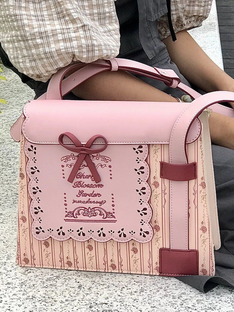 Qoo10] 2024新作 痛バッグ 痛バ 桜 ピンク